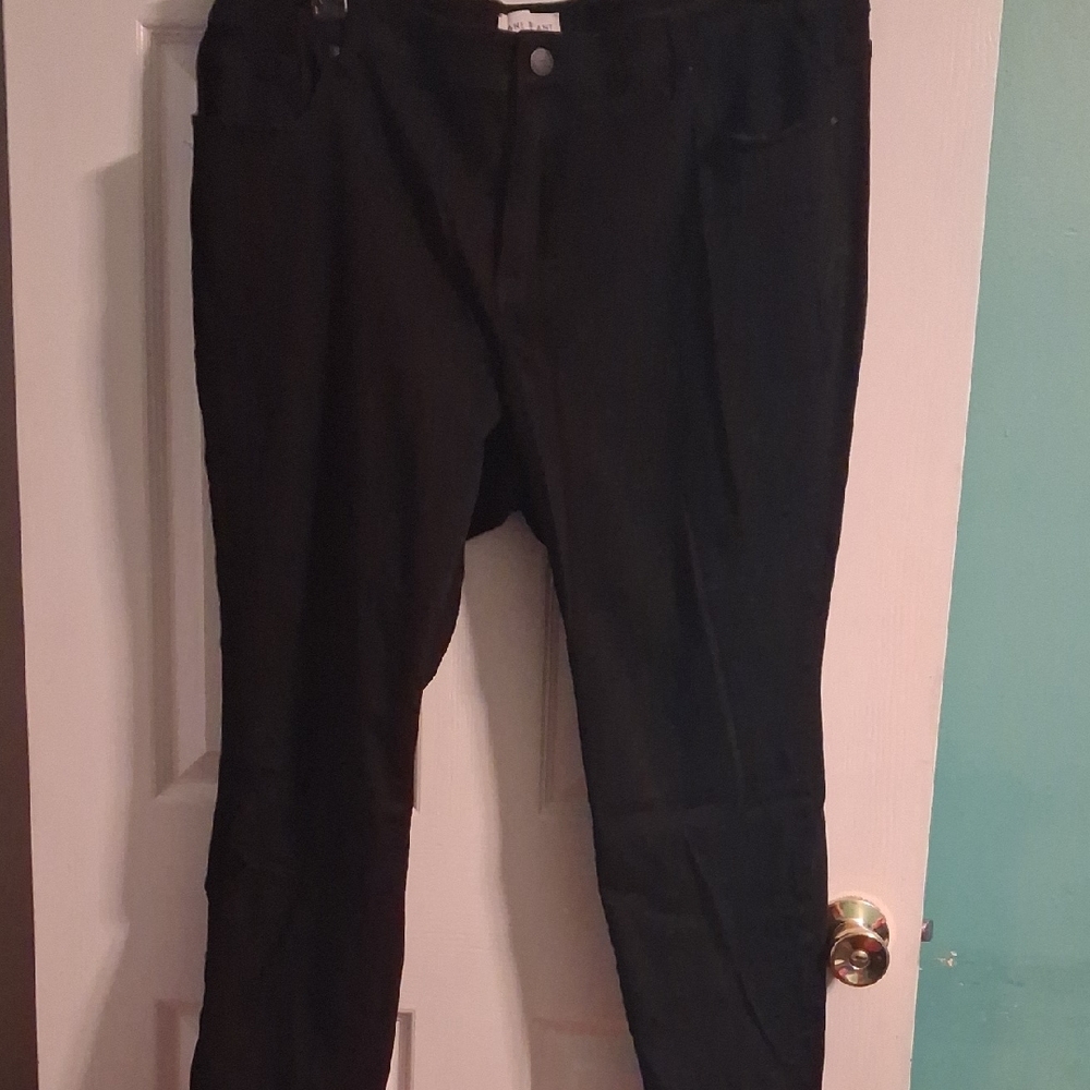 Classic Black Skinny Pants 20S